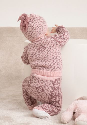 Ellinor genser, bukse og lue